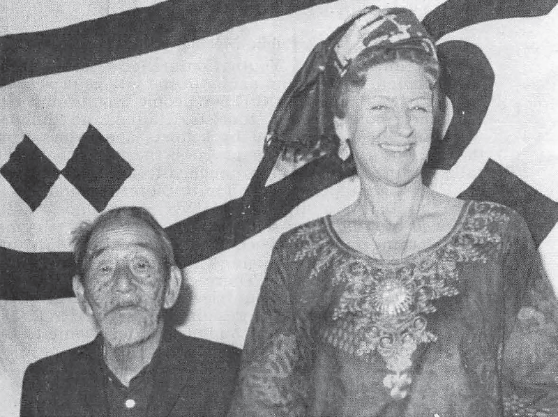 Ruhiyyih Khanum with Fujita, October 1971